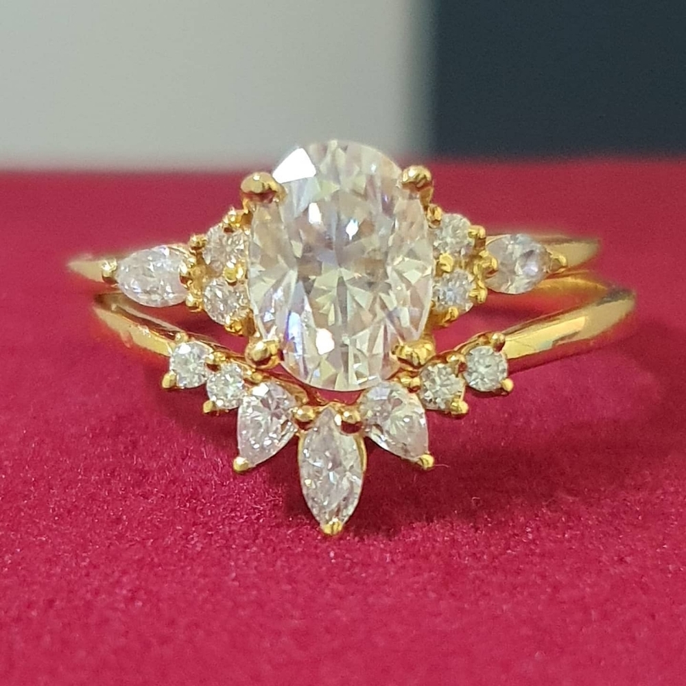 1.30Ct 8*6 MM Oval Cut Moissanite Ring Set 14kGold